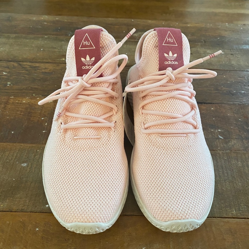 NWT Pharrell Williams Hu ADIDAS Sneakers